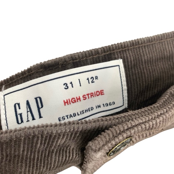 Gap High Rise Corduroy Stride Wide-Leg Pants in Basic Brown - Picture 12 of 15